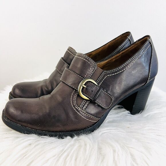 Natural Soul Shoes - Natural Soul Dark Brown Faux Leather Carlo Dark Academia Heeled Boots ~ Size 10M